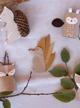 MOAR TUTORIAL: Forest animals from paper rolls symbolic picture