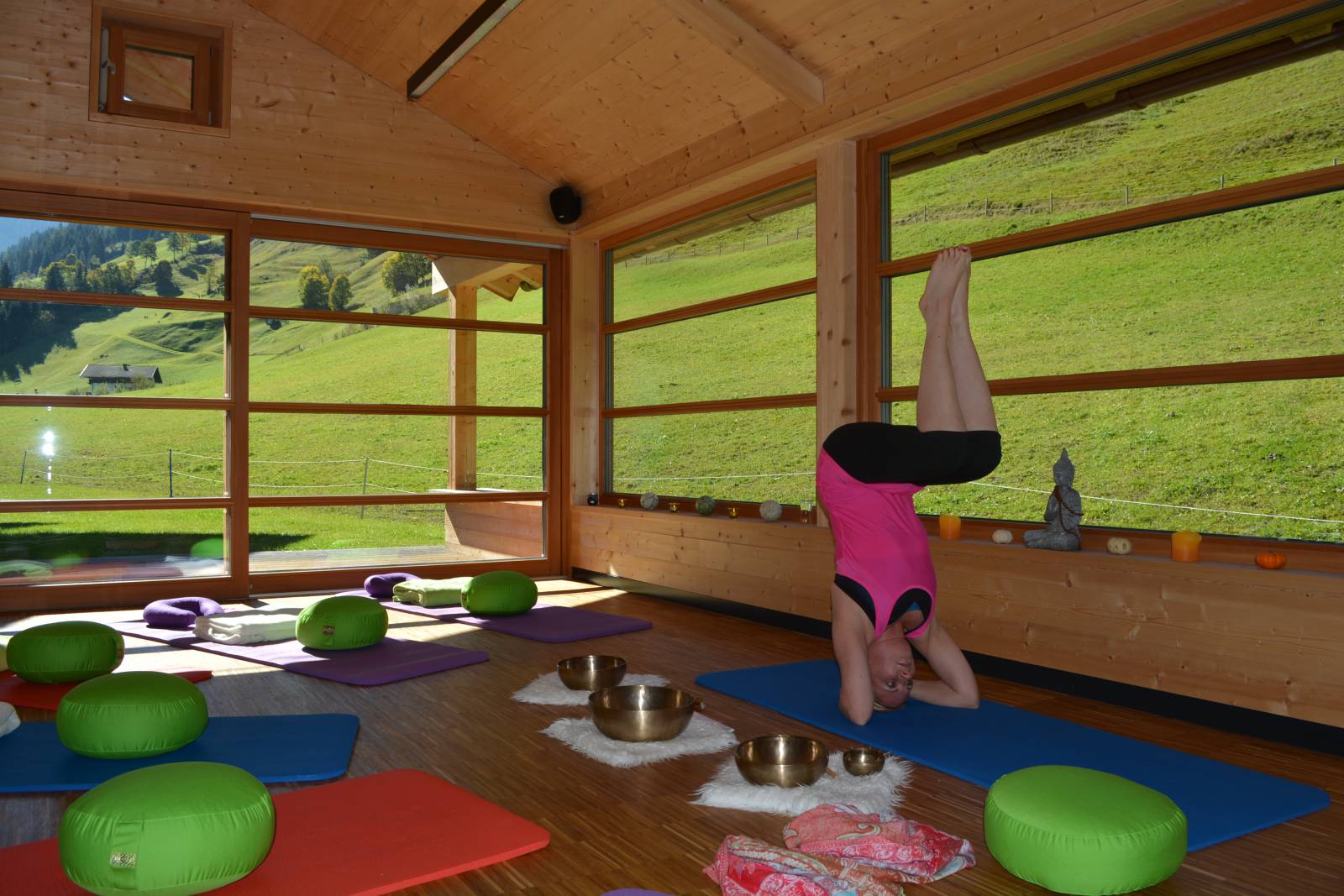 Hatha Yoga im Moar Gut  Symbolfoto