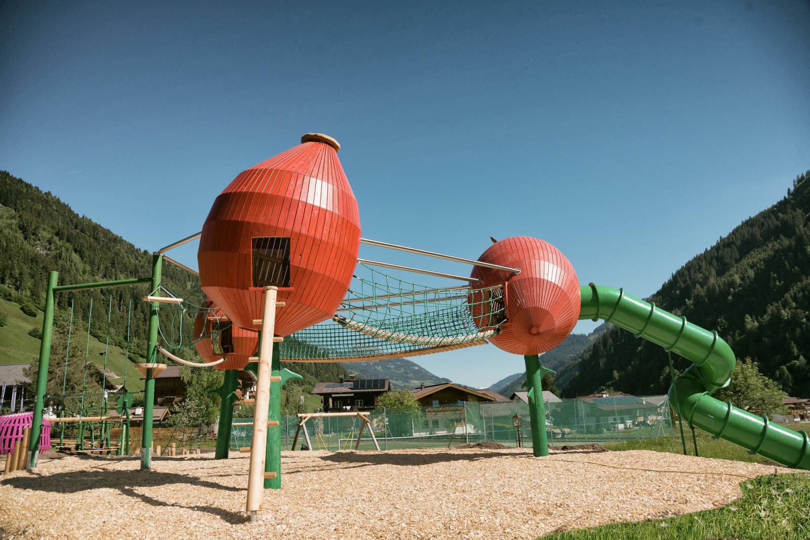 Unser  Naturspielplatz ist eröffnet! Symbolfoto