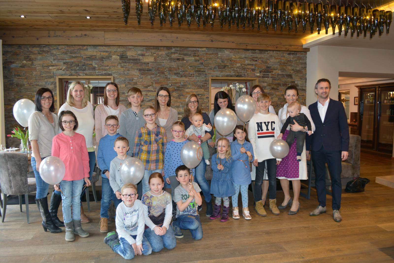 Wir Mamas vom Moar Gut sagen DANKE Symbolfoto