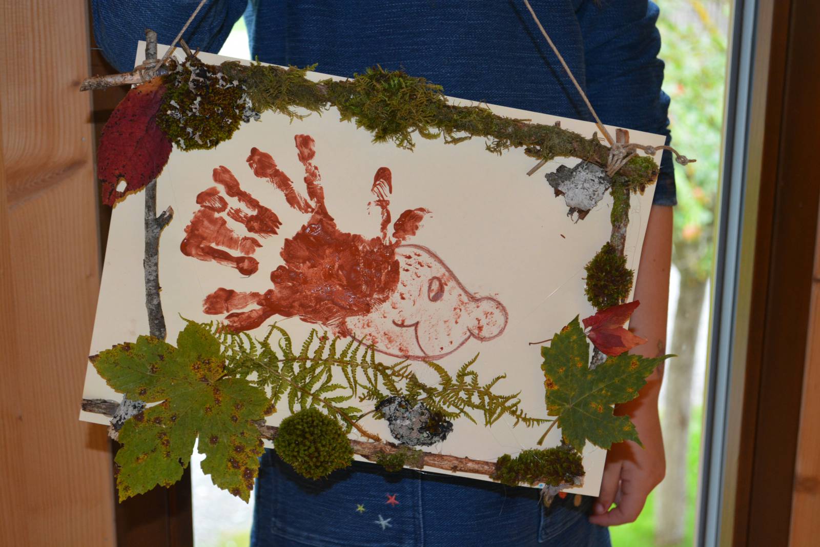 Herbstbasteln mit Kindern Symbolfoto