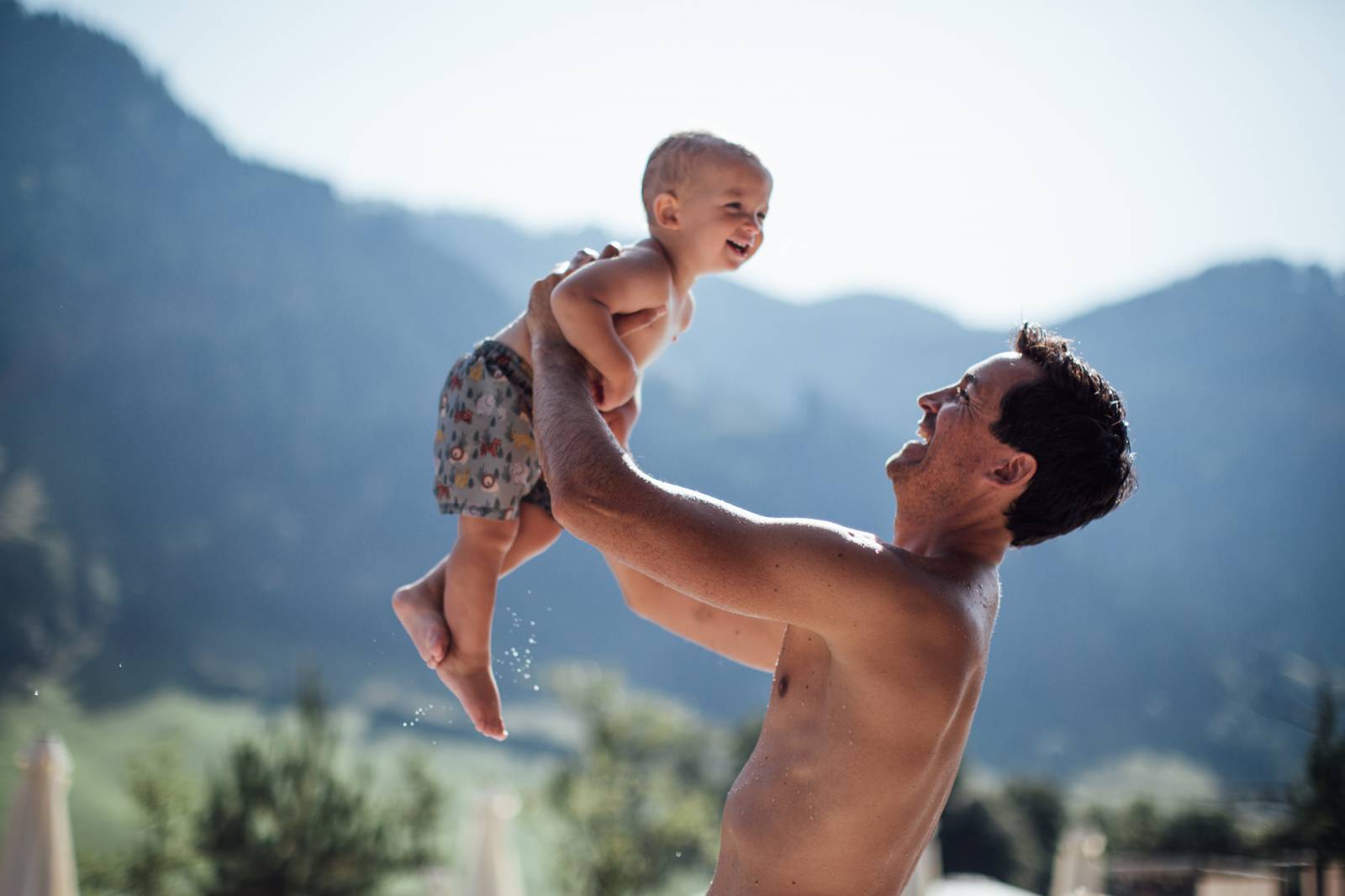 Baby and toddler aMOARe  symbolic picture