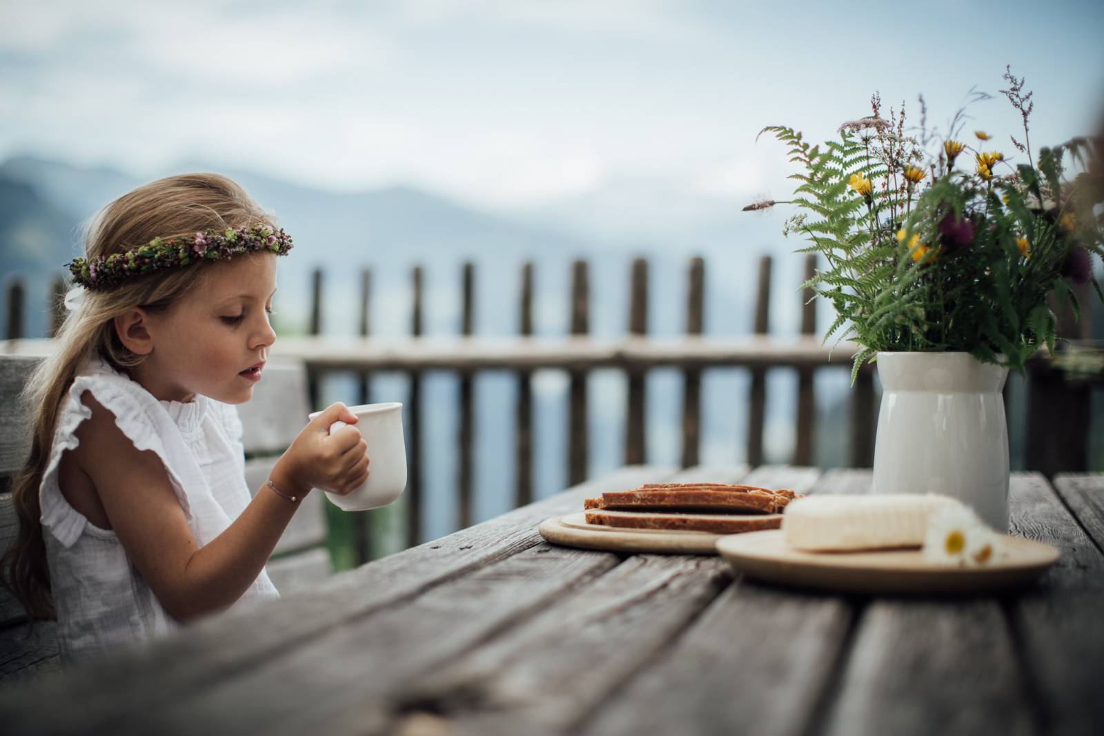 MOAR experience: book unforgettable experiences! symbolic picture