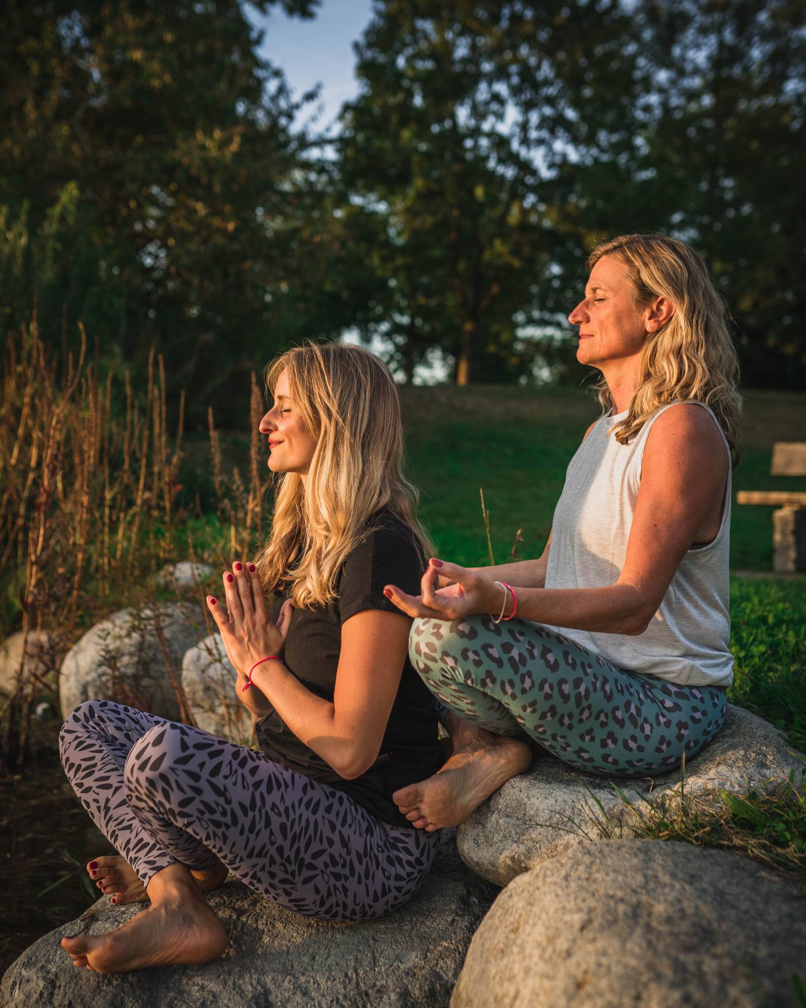 MOAR YOGA im November  Symbolfoto