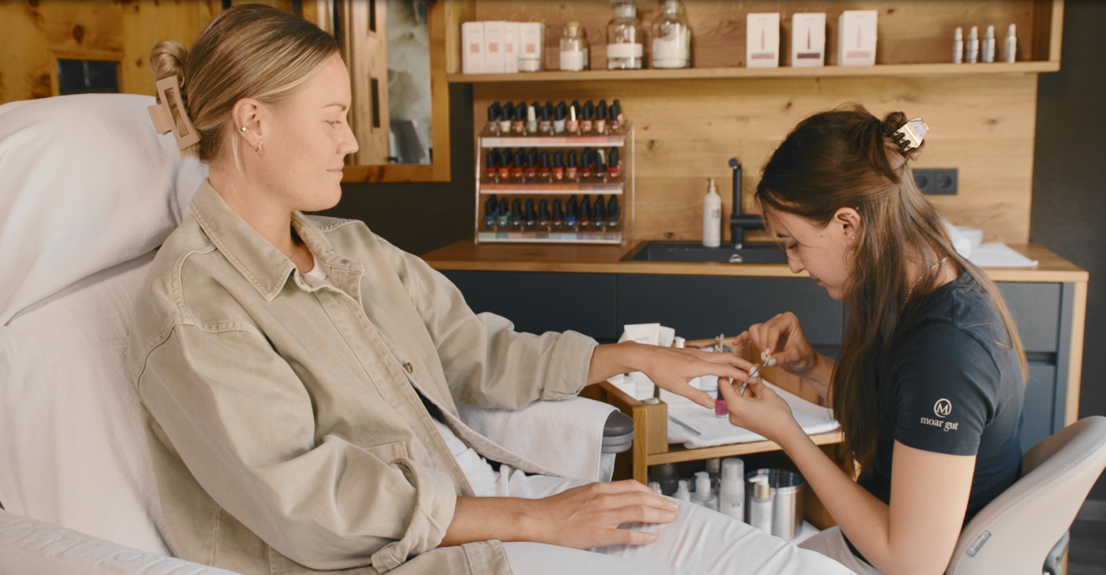 MOAR beauty – Eva im Interview Symbolfoto