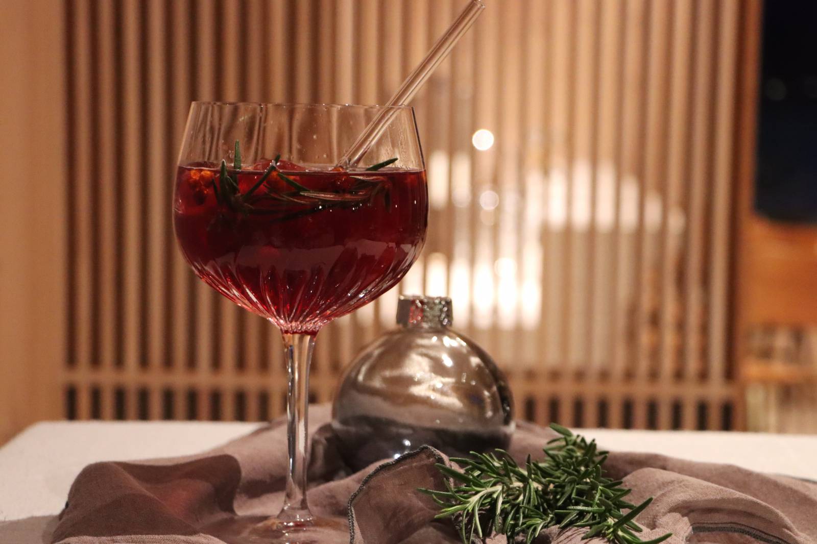 merry berry martini symbolic picture