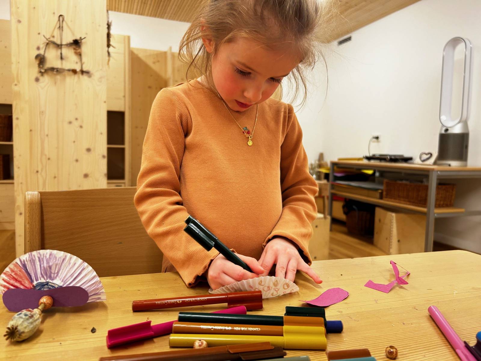 Zauberhafte Feen aus Mohnkapseln Symbolfoto