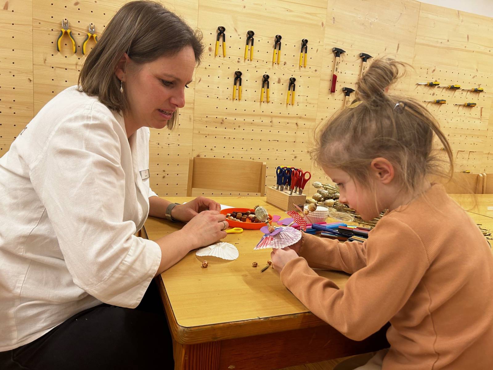 Zauberhafte Feen aus Mohnkapseln Symbolfoto