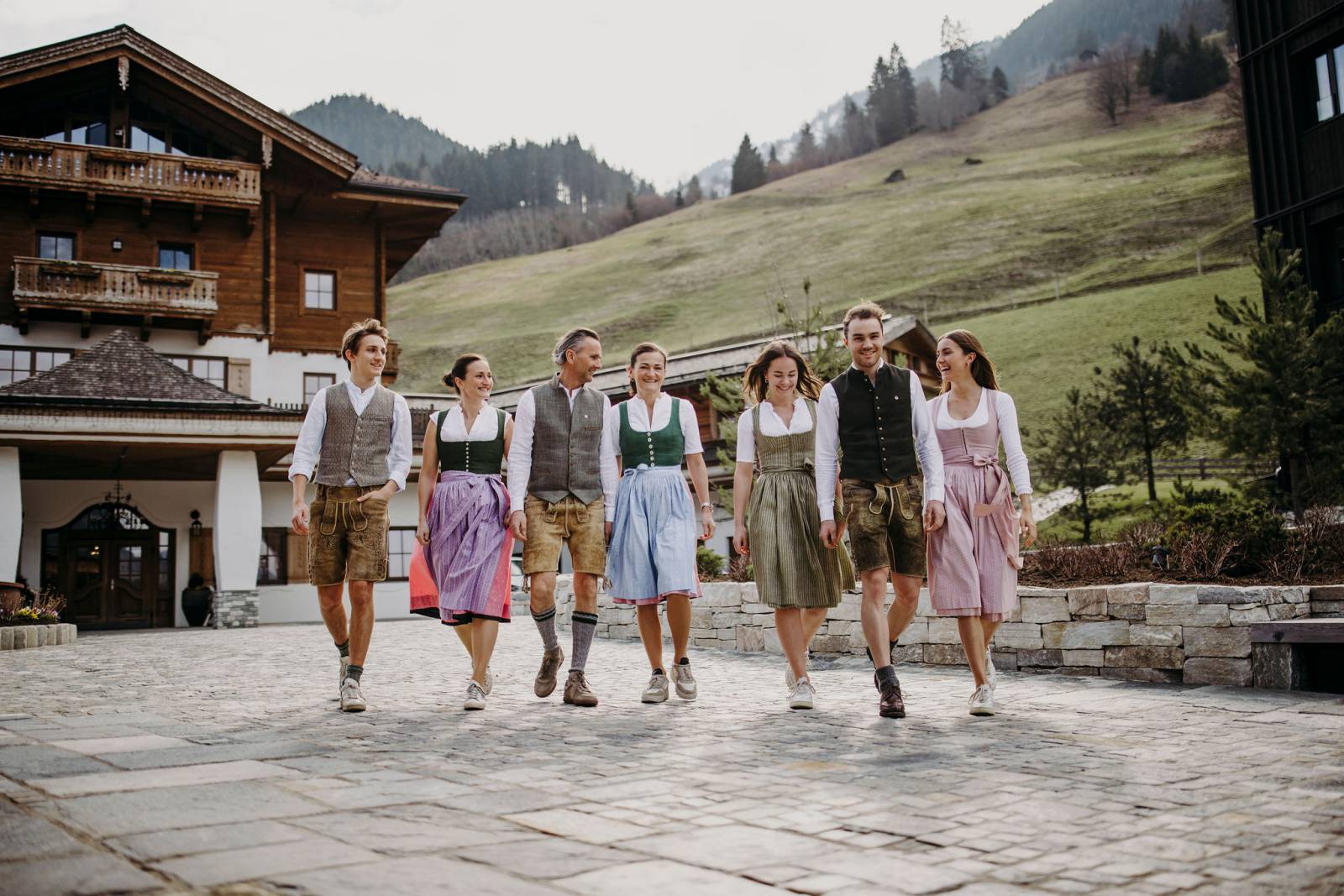 Four generations - a project of the heart symbolic picture