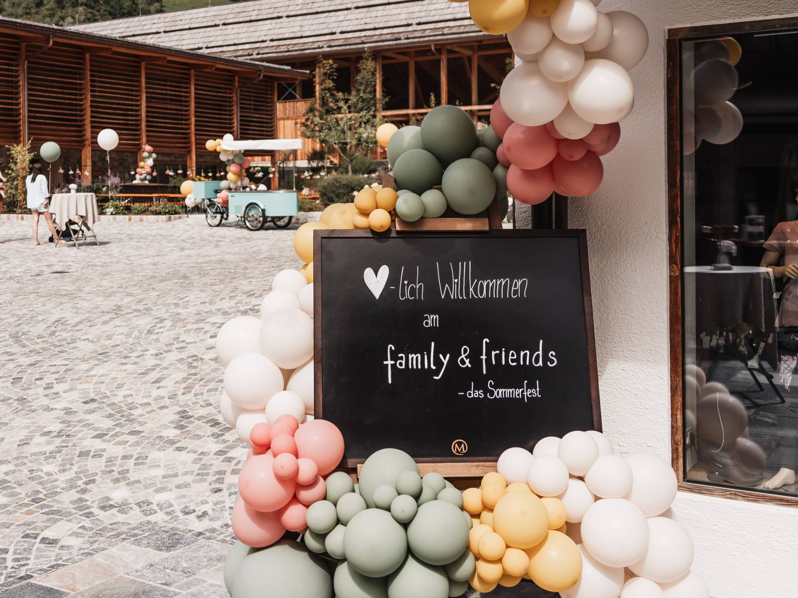 Summer party “family & friends” symbolic picture