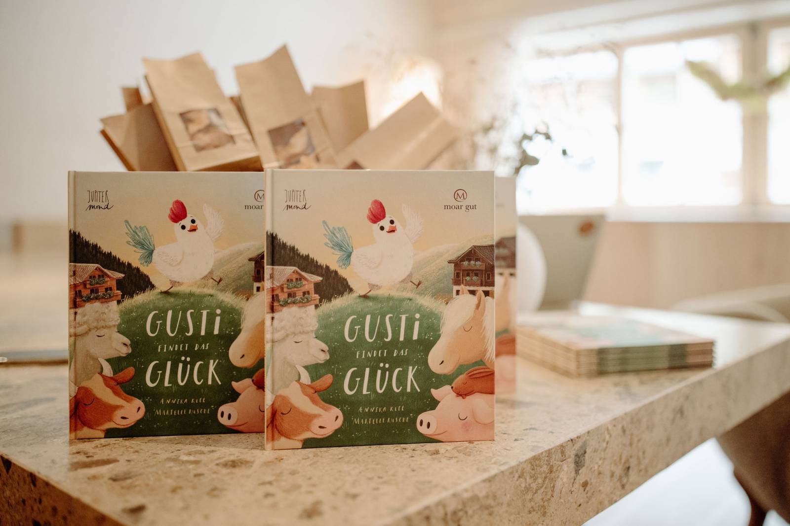 Children's book “Gusti findet das Glück” symbolic picture