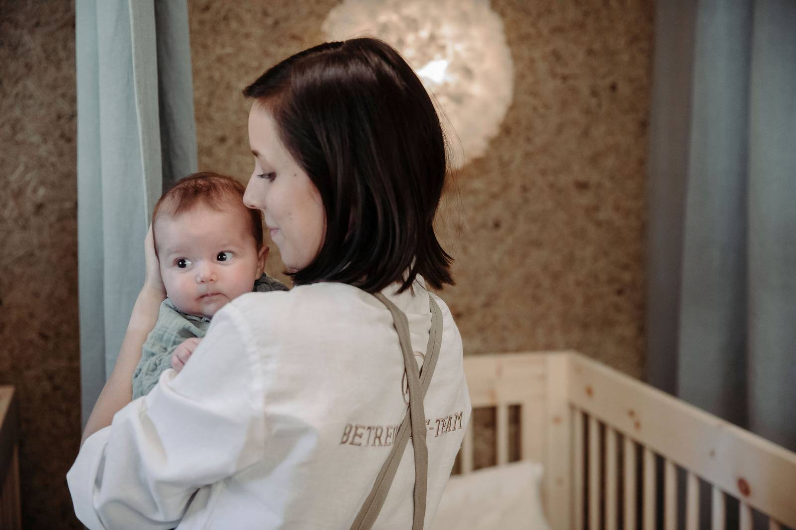 Baby happiness at Moar Gut symbolic picture