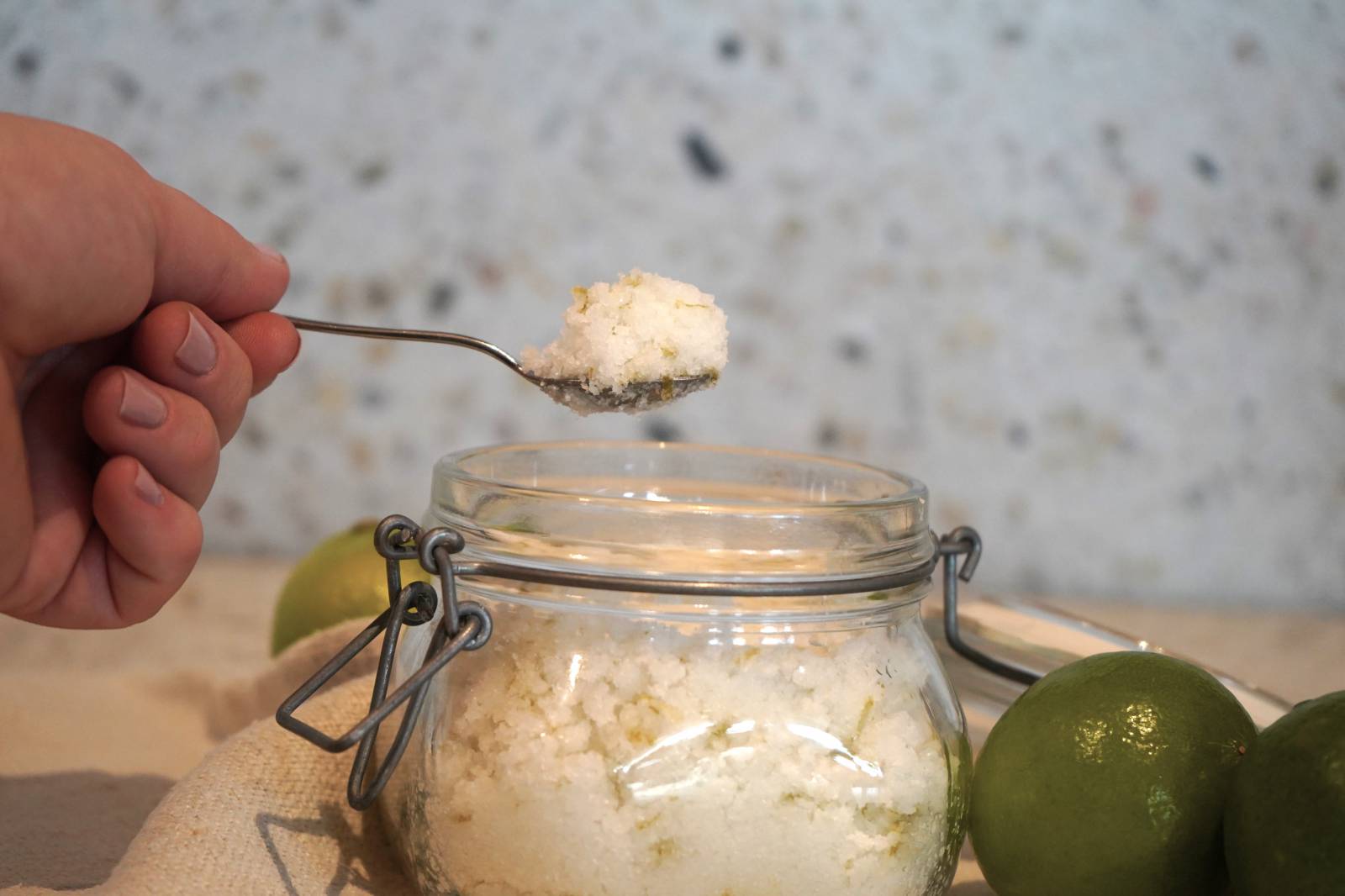 coconut-lime-scrub symbolic picture