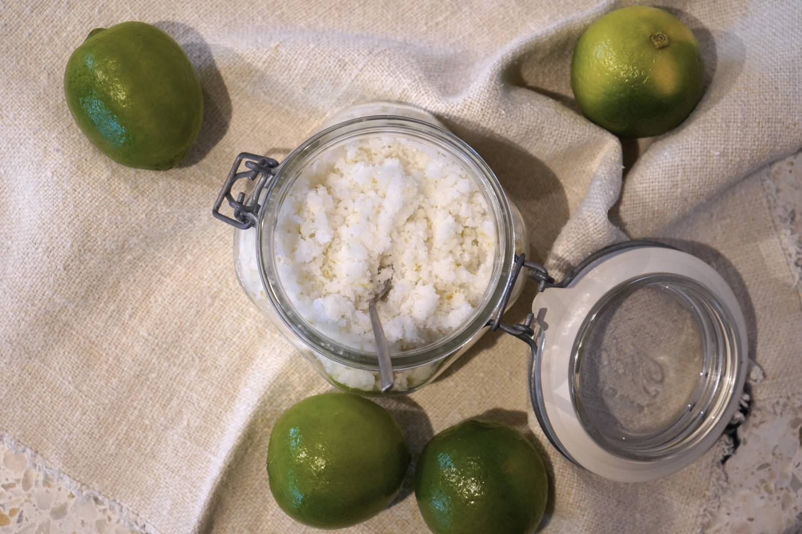 coconut-lime-scrub symbolic picture