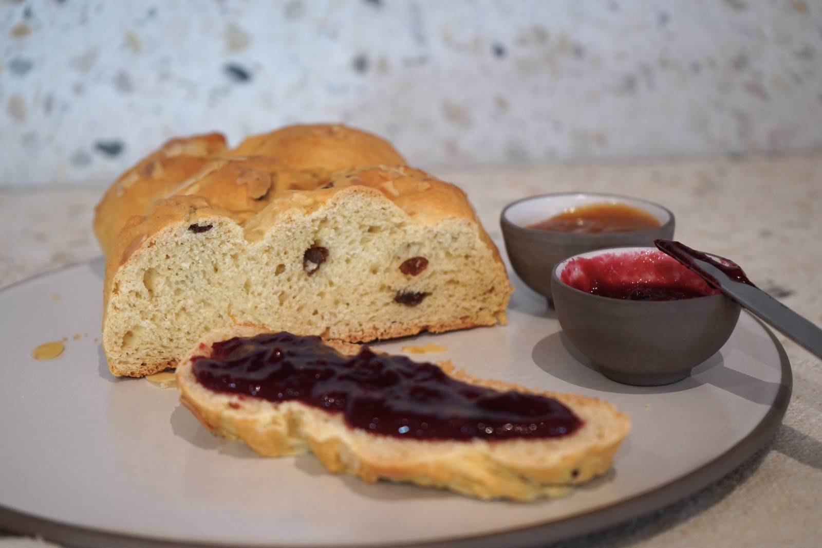 Vegan Easter plait symbolic picture