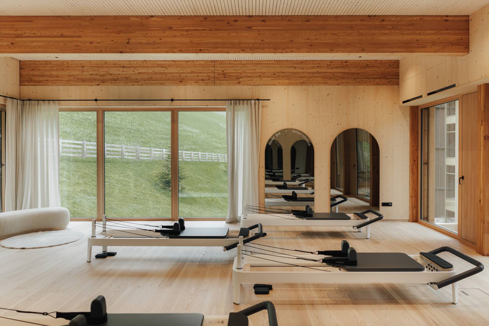 Reformer Pilates Retreat in the fall symbolic picture