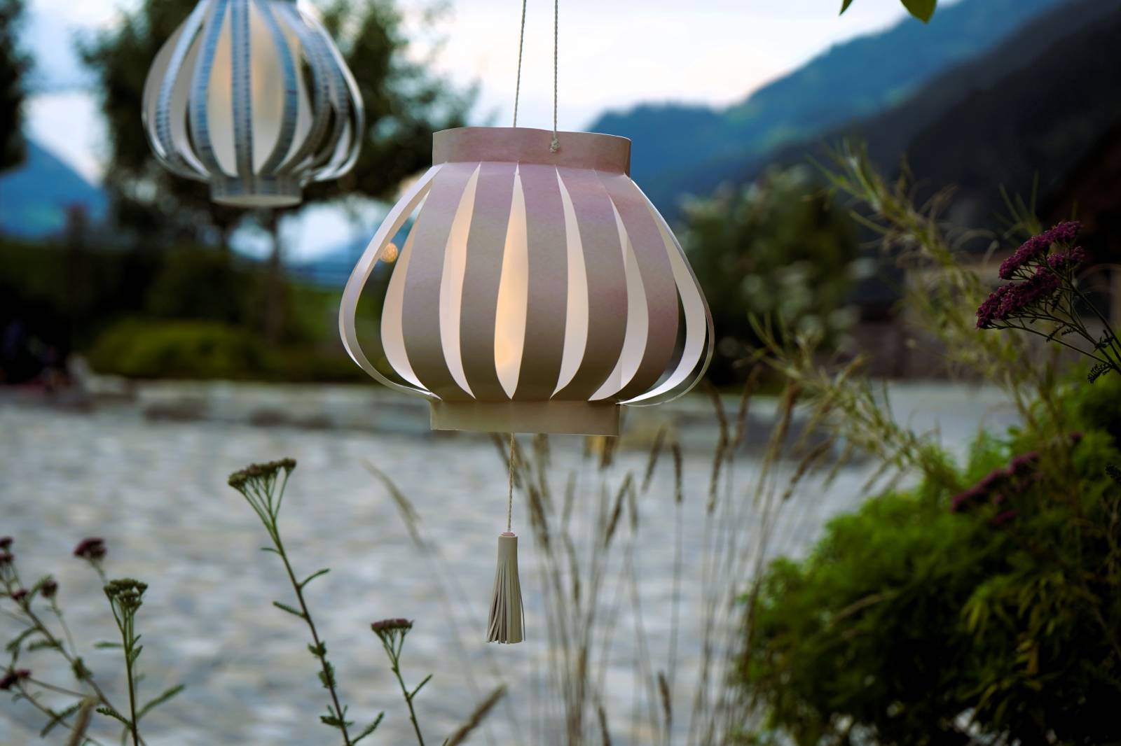 DIY lanterns  symbolic picture