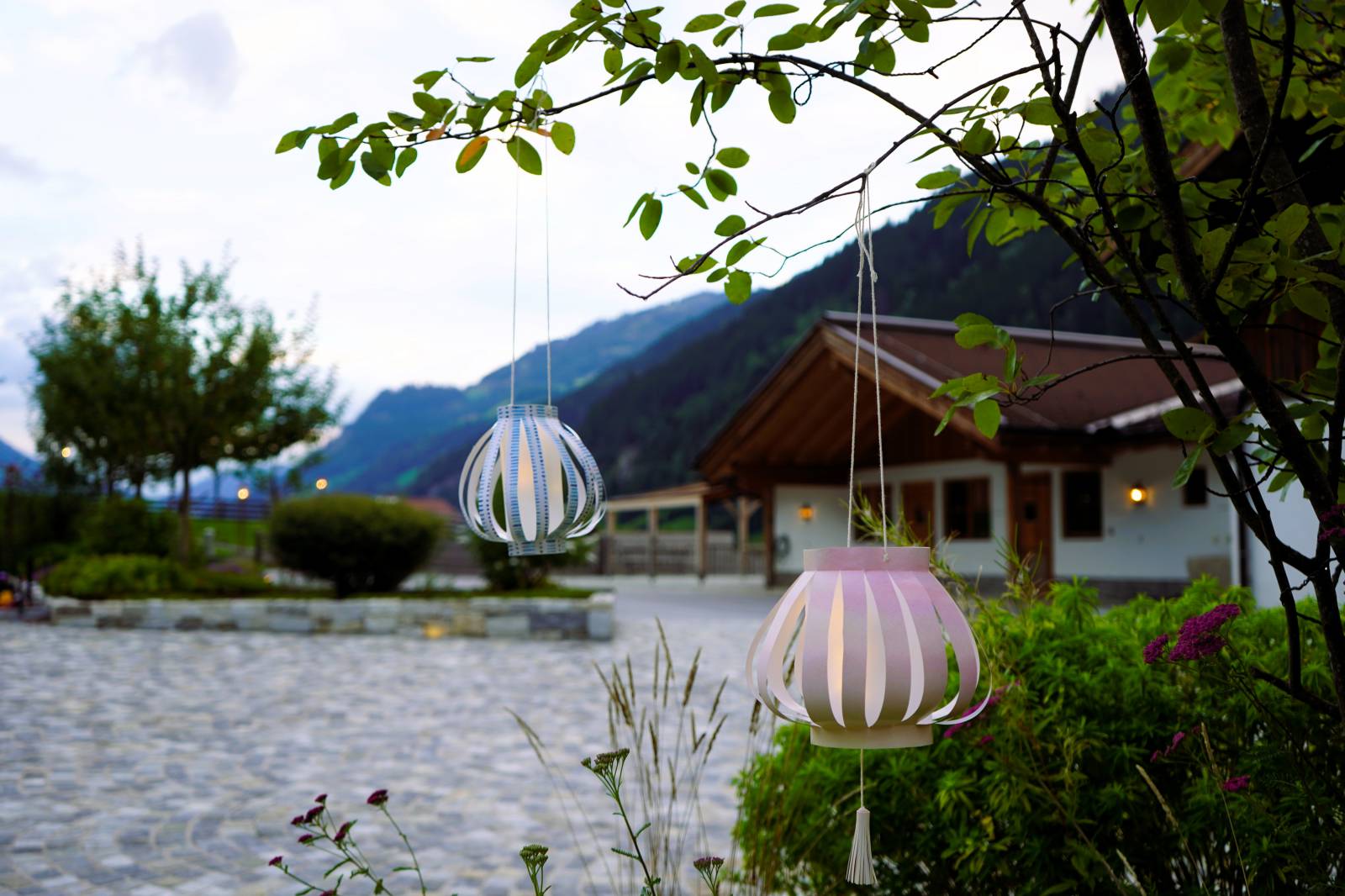 DIY lanterns  symbolic picture