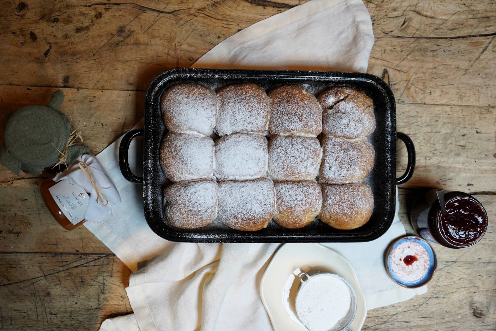 Preiselbeer-Maroni Buchteln Symbolfoto