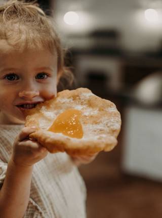 Recipe FARMER’S DONUTS (Bauernkrapfen) symbolic picture