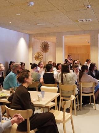 MOAR Weihnachtsfeier Symbolfoto