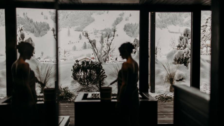 fragrance, steam and relaxation - MOAR sauna infusion symbolic picture