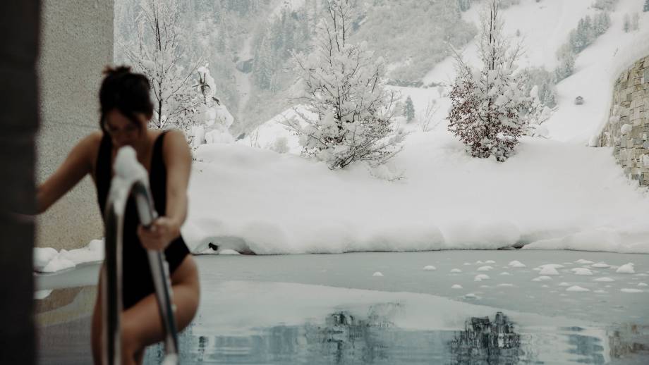 Ice bathing symbolic picture