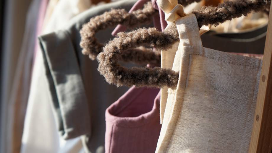 Sommerkollektion im Concept Store Symbolfoto