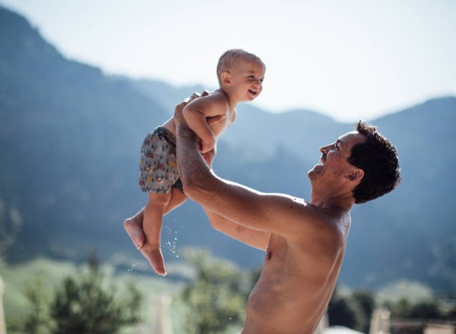 Baby and toddler aMOARe  symbolic picture
