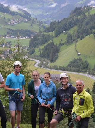 BERG-GESUND "Schnupperkurs Felsklettern"  Symbolfoto