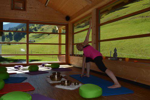 Susanne Karl-Gratz beim Yoga