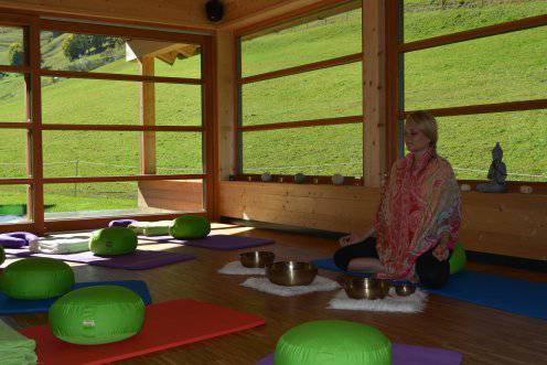 Susanne Karl-Gratz beim Yoga