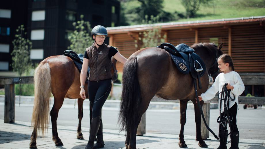 Riding happiness at Moar Gut symbolic picture