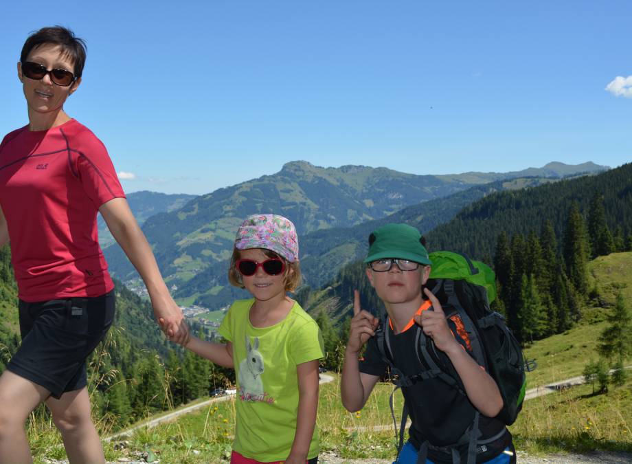 Familienwanderung zur Hochalm Symbolfoto