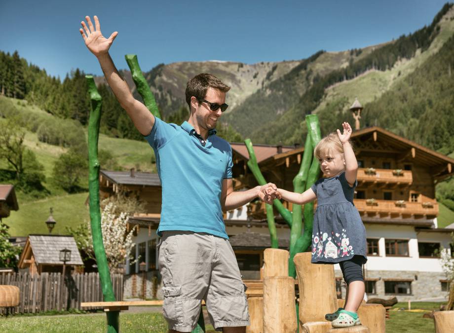 Unser  Naturspielplatz ist eröffnet! Symbolfoto