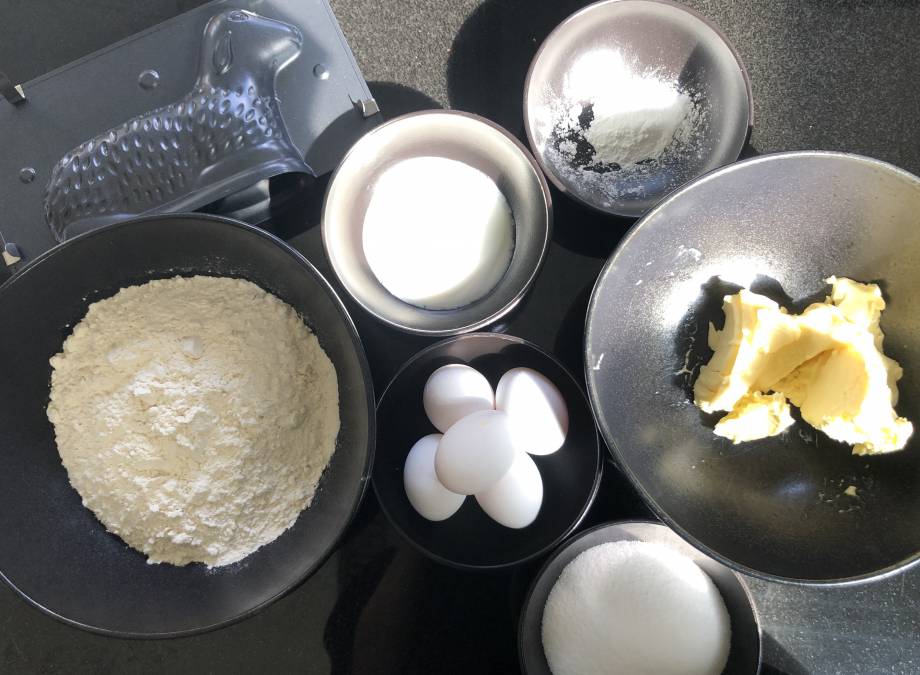 Backen mit Kindern: OSTERLAMM Symbolfoto