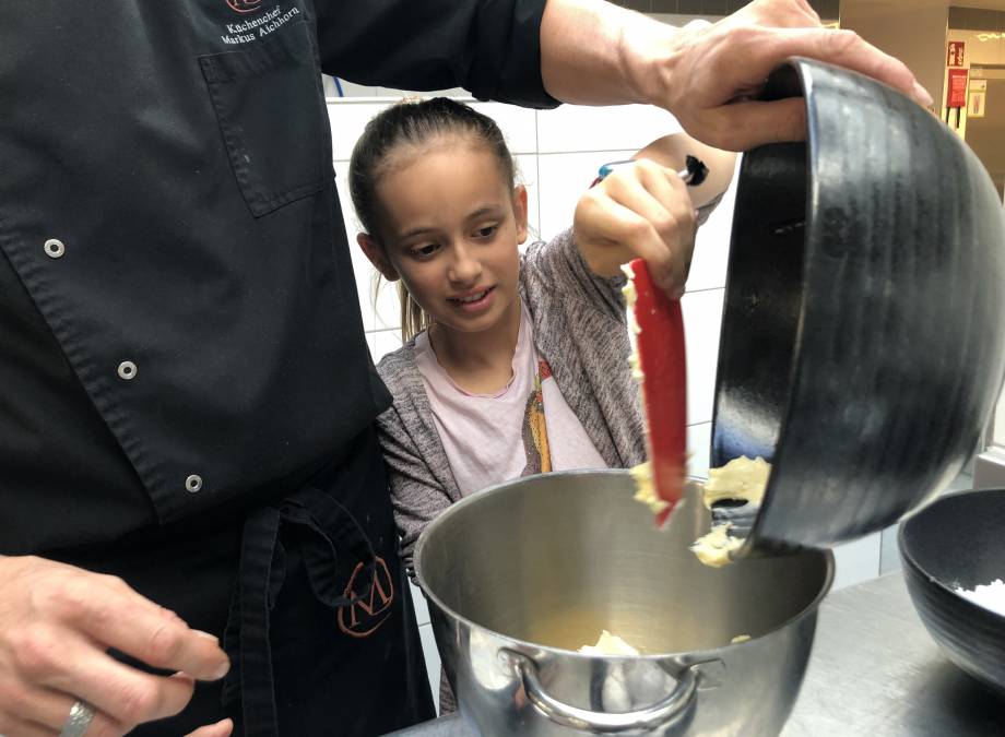 Backen mit Kindern: OSTERLAMM Symbolfoto