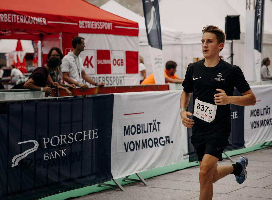 MOAR GUT GEWINNT BEIM BUSINESSRUN Symbolfoto