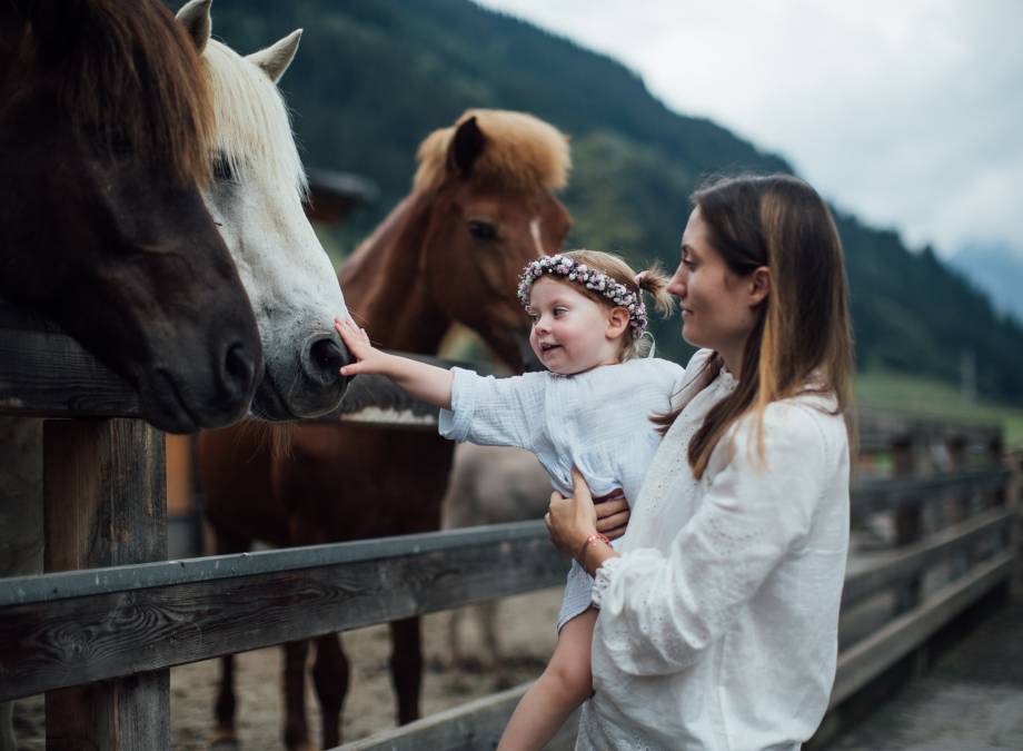 Baby- und Kleinkind aMOARe  Symbolfoto
